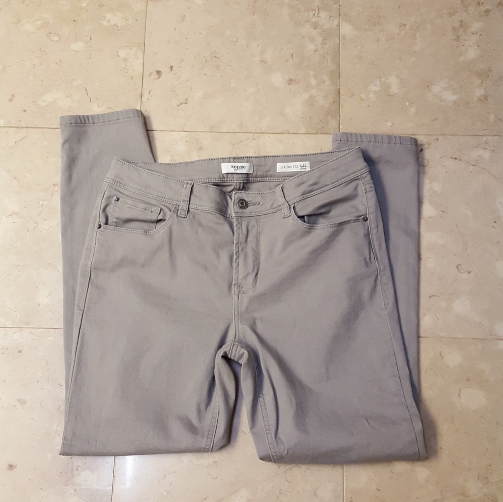 Kensie Jeans Sz 8/29 💜